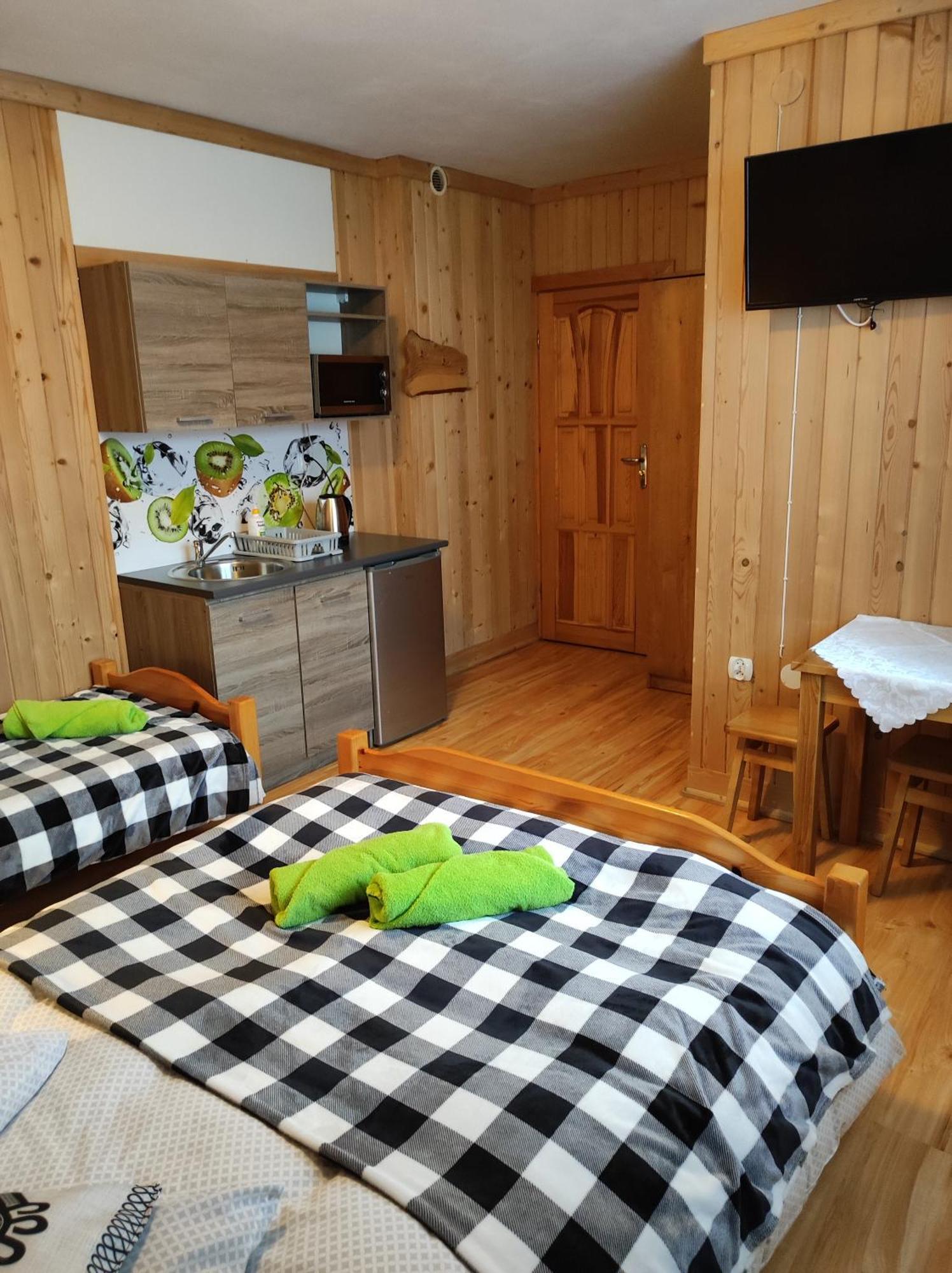 U Wajdy Apartment Ciche Male Bagian luar foto