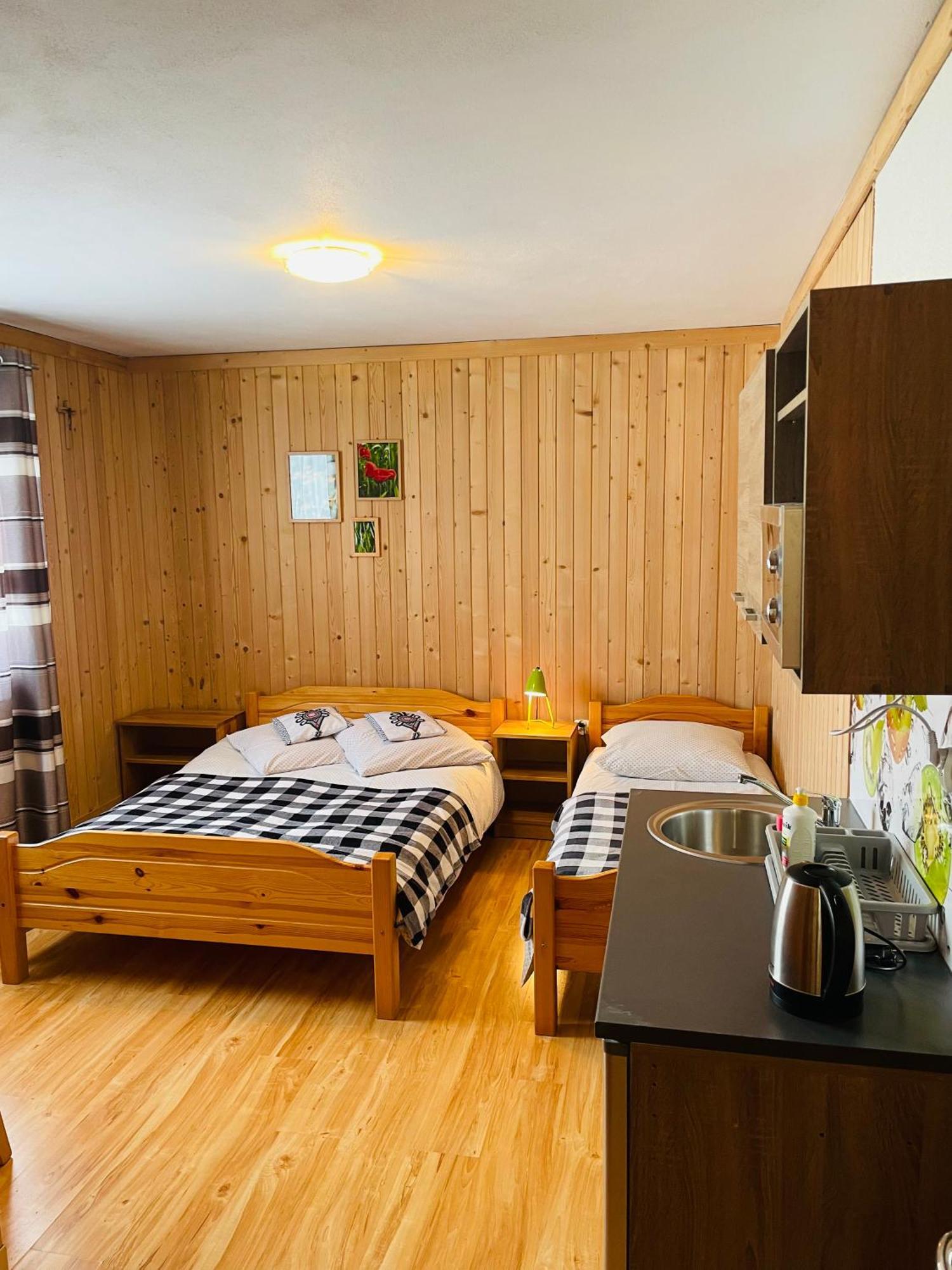 U Wajdy Apartment Ciche Male Bagian luar foto