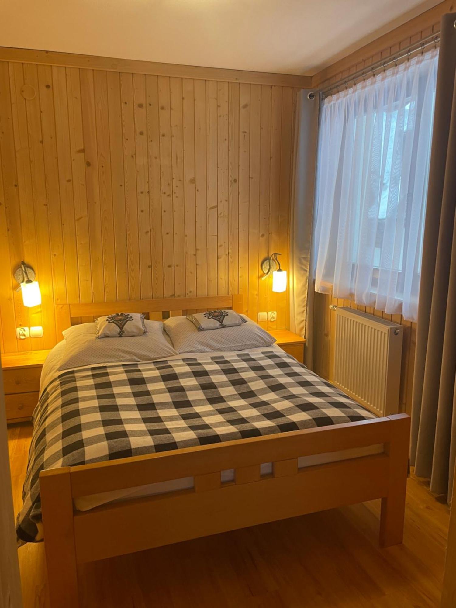 U Wajdy Apartment Ciche Male Bagian luar foto