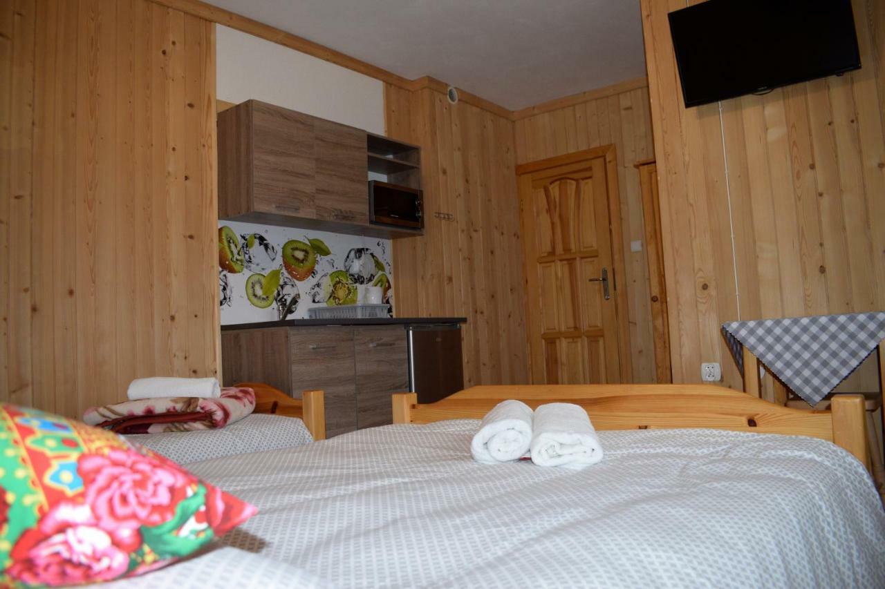 U Wajdy Apartment Ciche Male Bagian luar foto